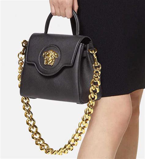 versace quotazione borsa|Versace spa, nuove manovre di riassetto verso la borsa .